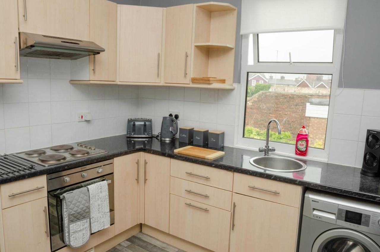 Peaceful & Spacious Family Home In Eastbourne! Εξωτερικό φωτογραφία
