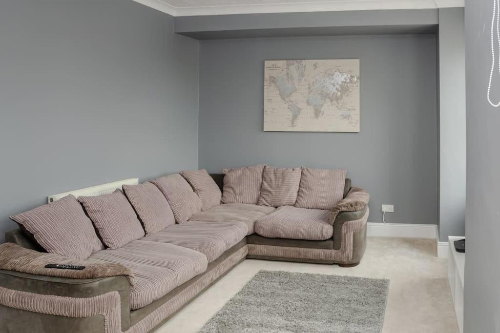 Peaceful & Spacious Family Home In Eastbourne! Εξωτερικό φωτογραφία